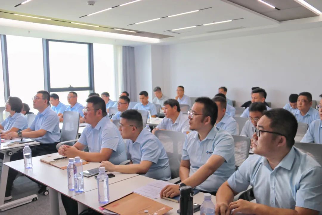 2024年上半年中層管理干部述職會議：述職曬答卷，砥礪再奮進。